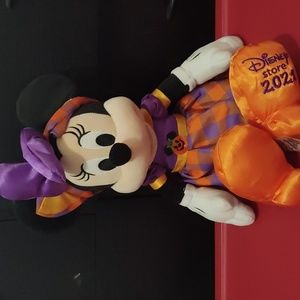Minnie Mouse Halloween Stuffed Toy